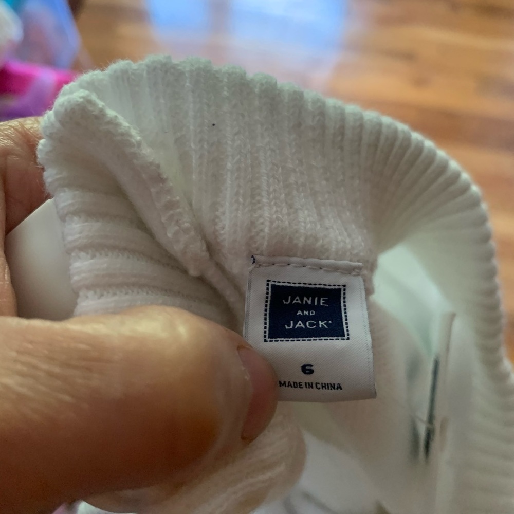 Janie and Jake 6yrs old size.